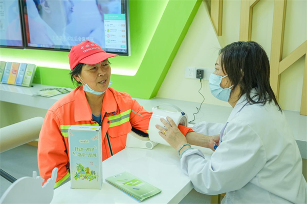 国网黄冈供电公司开展“转动一片绿·电亮一座城”品牌体验活动