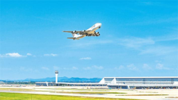 花湖国际机场通航4年 “空中丝路”加速延伸