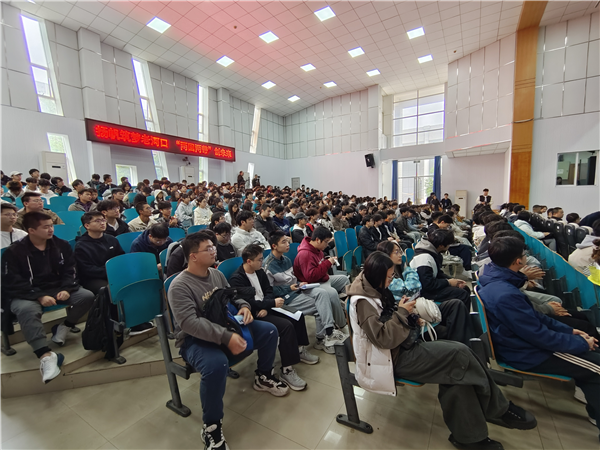 湖湘学子赴河口 湖北老河口市赴长沙揽才成效显著 null