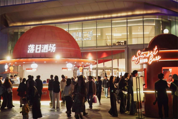 首发经济推高假期商业热力 湖北消费年轻感十足