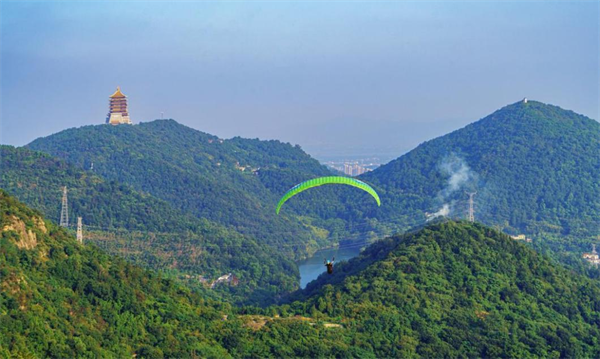 鄂城文旅喊话武汉游客:来武昌鱼故里过黄金周