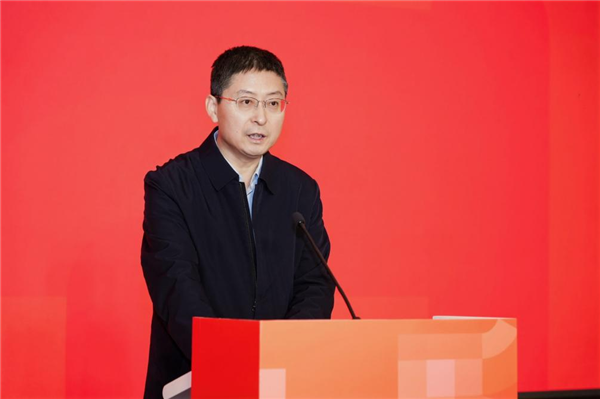 “致美前行——湖北美术学院办学105周年美术作品展”开幕