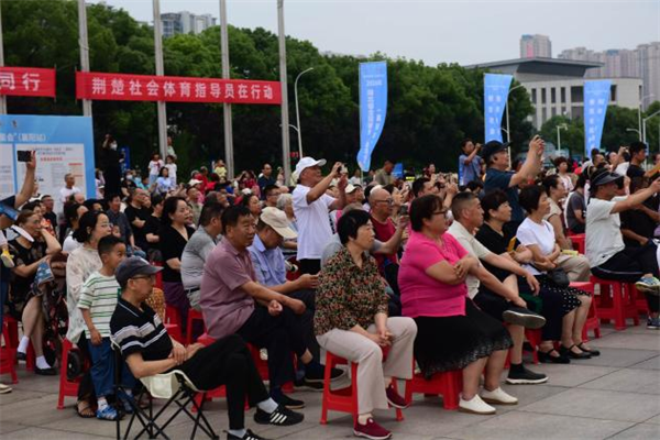 湖北省全民健身“赶集会”燃动襄阳