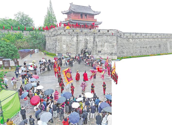 假期荆州古城变身露天大剧场 10余项活动覆盖全时段