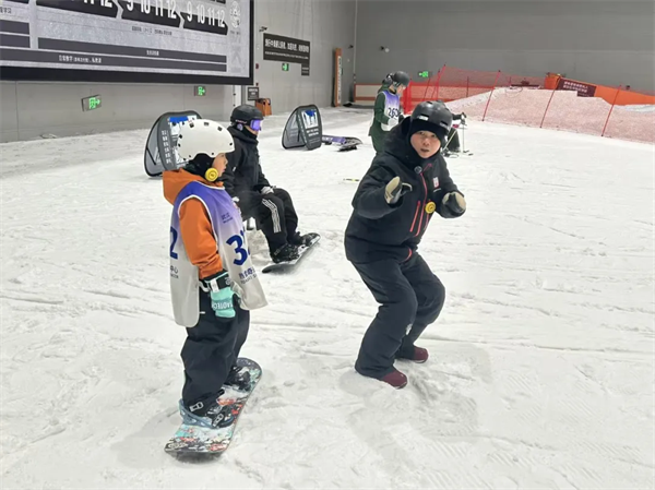 全國同類雪場前三!武漢黃陂如何創造“熱雪奇跡”