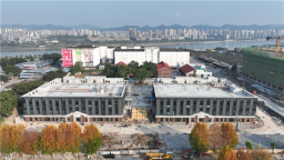 中交二航局助力重庆万吨商旅融合总部基地建设