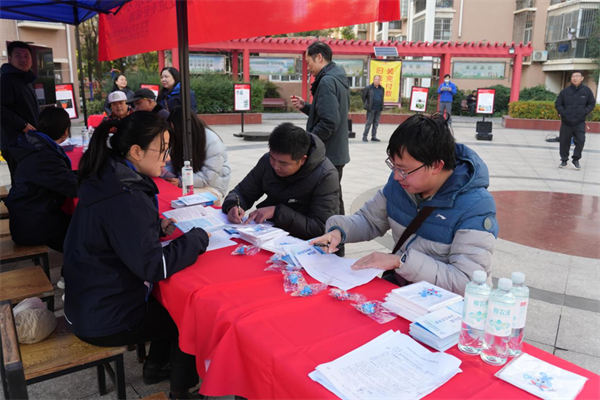 畅通城市血脉 共建亲水家园 武汉市洪山区开展排水知识普及活动