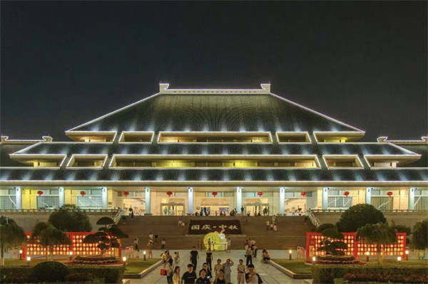 中秋熱度持續升溫 武漢三大文旅地標備足“好戲”迎國慶