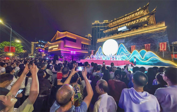 三大礼包叠加 湖北金秋消费热力全开