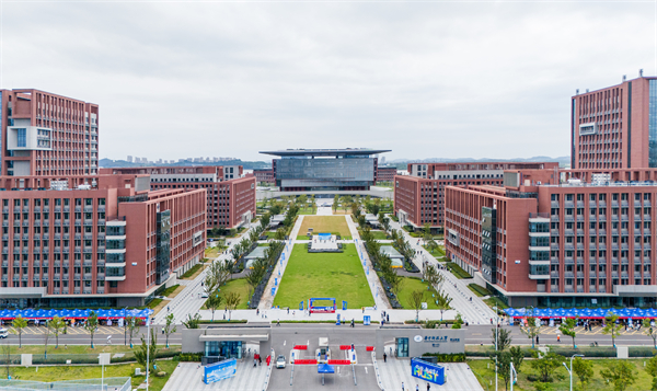 中国车谷“长”出大学城