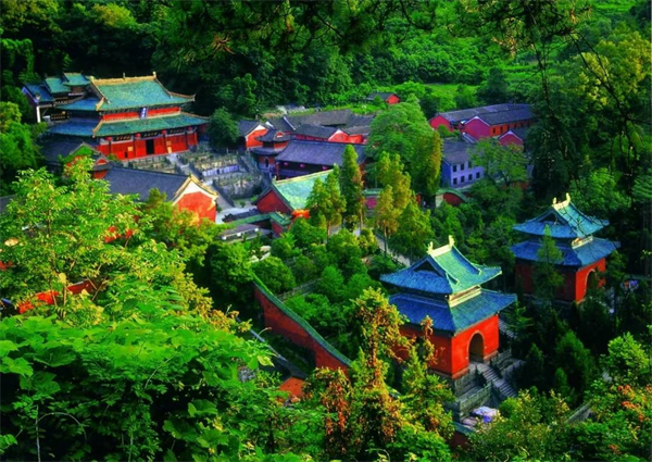 西十高铁激活秦楚文旅新活力 十堰多举措燃旺三季度暑期消费