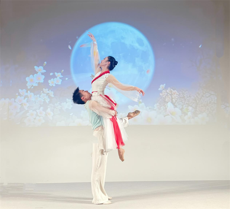 “天涯共此时——知音湖北”主题演出在德国柏林举办