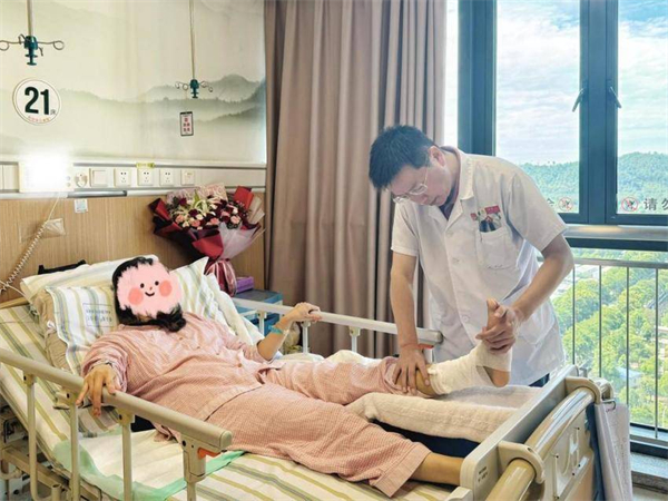 “沒耽擱一分鐘!”武漢市江夏區中醫醫院快速用中醫妙法化解骨折傷痛