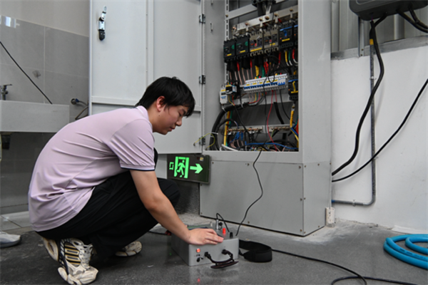 走出课堂问计产业 湖北工业大学学子赴襄阳开展研学