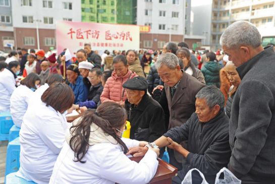 重慶彭水：健康趕場(chǎng)打通健康服務(wù)最后一公里