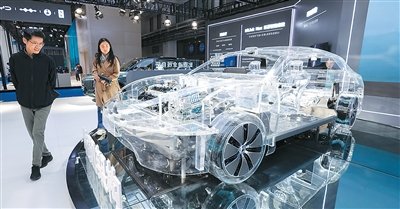 工信部发文支持软件企业与智能网联汽车等终端厂商联合创新——软件加速改变汽车