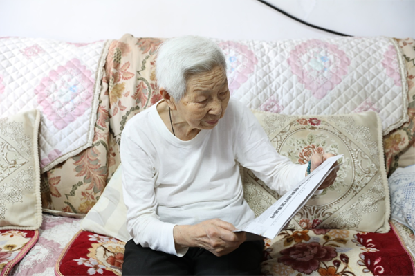 97歲抗戰老兵辛潔:大別山上巾幗紅 一生初心永傳承