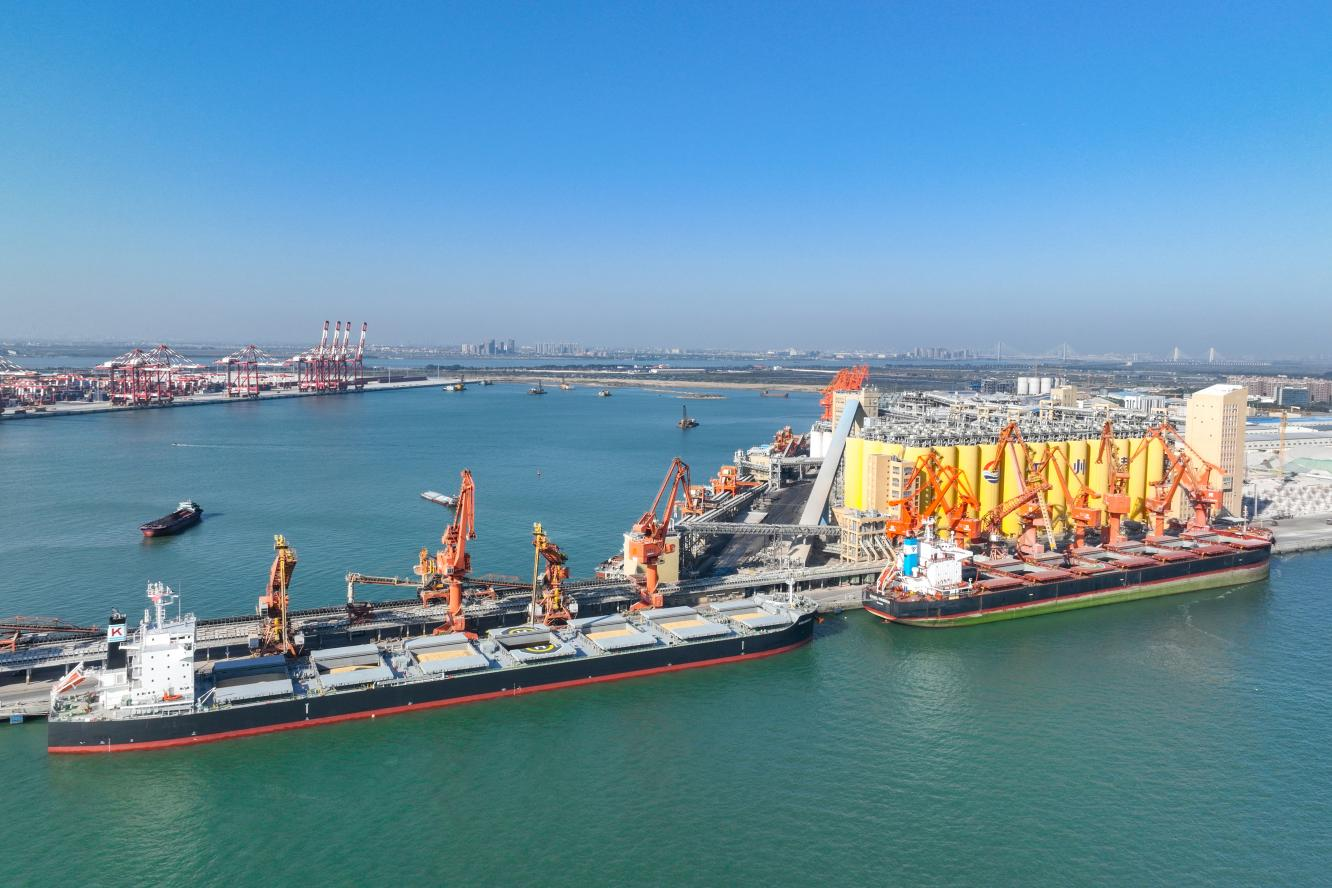 广州港自动化升级项目通过交通强国专项试点验收