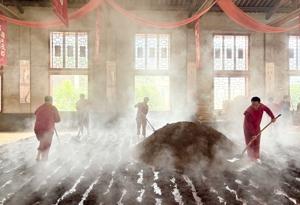 贵州仁怀:技术“大咖”下沉酒企 护航白酒企业发展