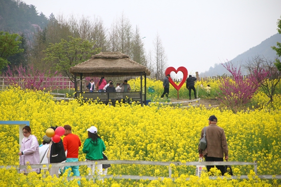 奔跑贵阳·2026第八届南明·永乐桃花跑浪漫开跑