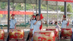 贵州镇远：端午氛围渐浓 游行方阵排练与龙舟训练工作火热推进