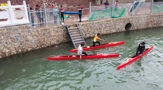贵州盘州首个皮划艇训练基地投用