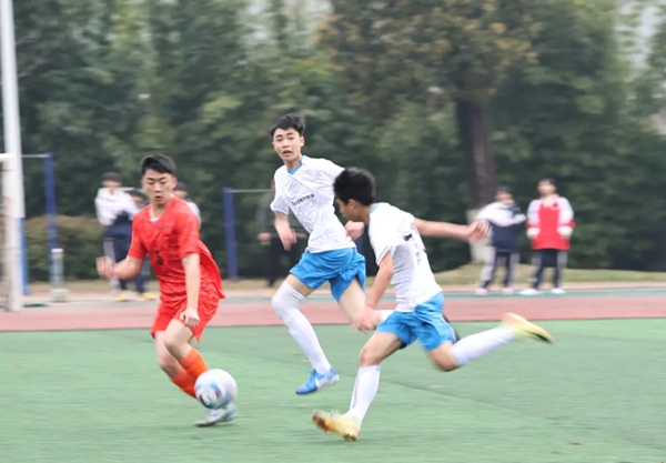 贵州独山2026年“县长杯”校园足球超级联赛开幕