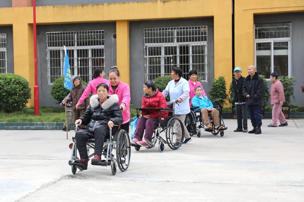 贵州天柱:“公办民营”养老模式 托起幸福“夕阳红” null