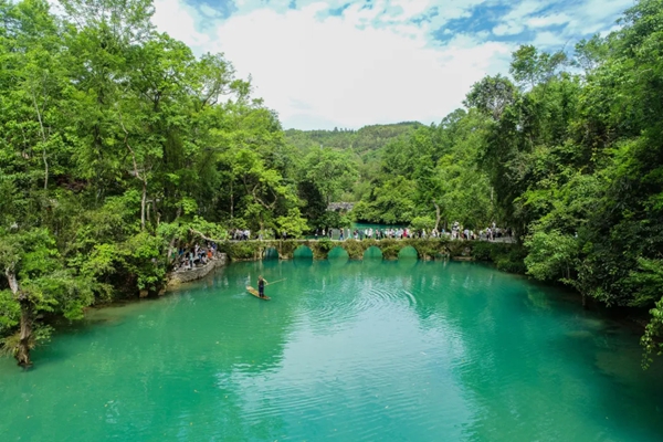 荔波小七孔景区获评贵州首个“碳中和景区” 让绿水青山更添“含金量”