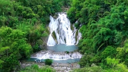 天眼引力 桥旅融合 贵州平塘打造“旅游名县”