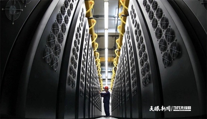 贵州算力运营服务收入达824亿元