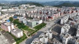 贵州丹寨：构建互嵌式社区新格局 共筑移民群众幸福家园