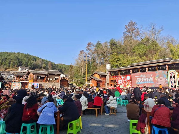 新春新气象 | 贵阳市乌当区:“下乡过年”民俗活动热闹上演