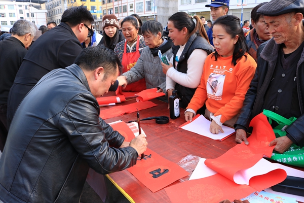 新春新气象 | 贵州惠水文联:丰富文艺套餐送福润民心