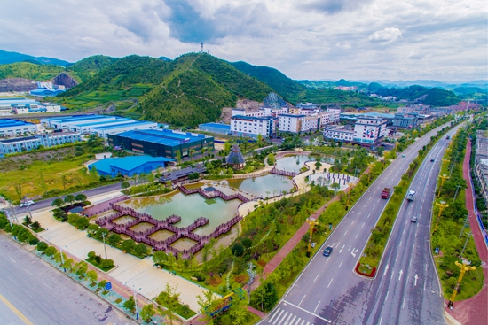 贵州凯里:推动硅铝资源精深加工迈向百亿集群