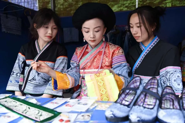 贵州省人大代表熊兆美:为非遗传承发声 为乡村振兴助力