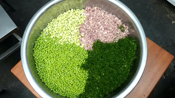 代代相传的舌尖技艺 贵州盘州渣面粑里的春日密码