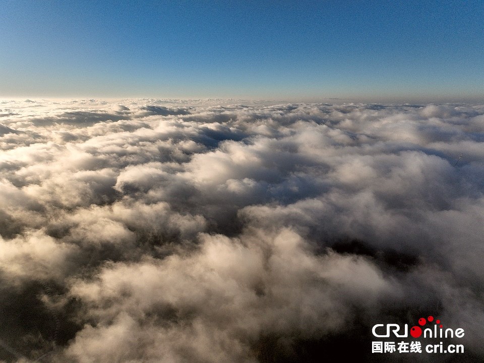 贵州六盘水:梅花山冬日云海犹如仙境惹人醉