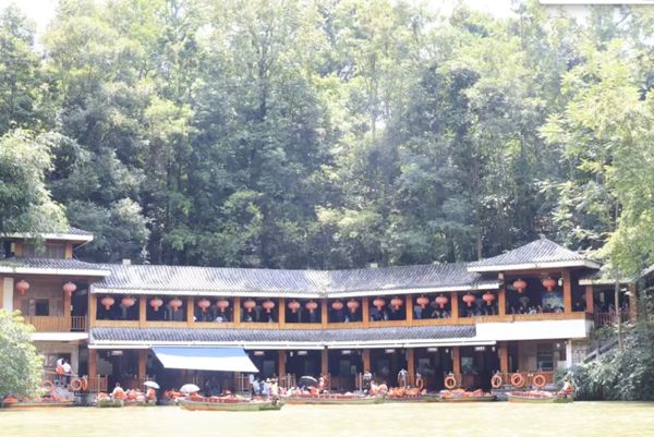 贵州黄果树旅游区“暖冬趣游”超值体验上线