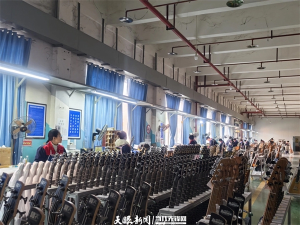 遵义“神曲乐器”朋友圈扩大 订单量激增