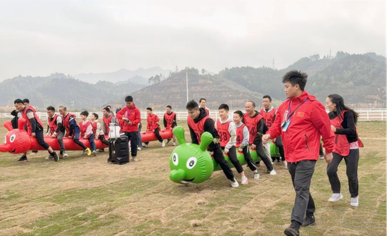 2026年贵州省“家奥会”在三都启幕 巾帼风采献礼“三八”妇女节