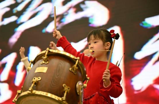 河北邯郸:萌娃迎春乐 文化润童心