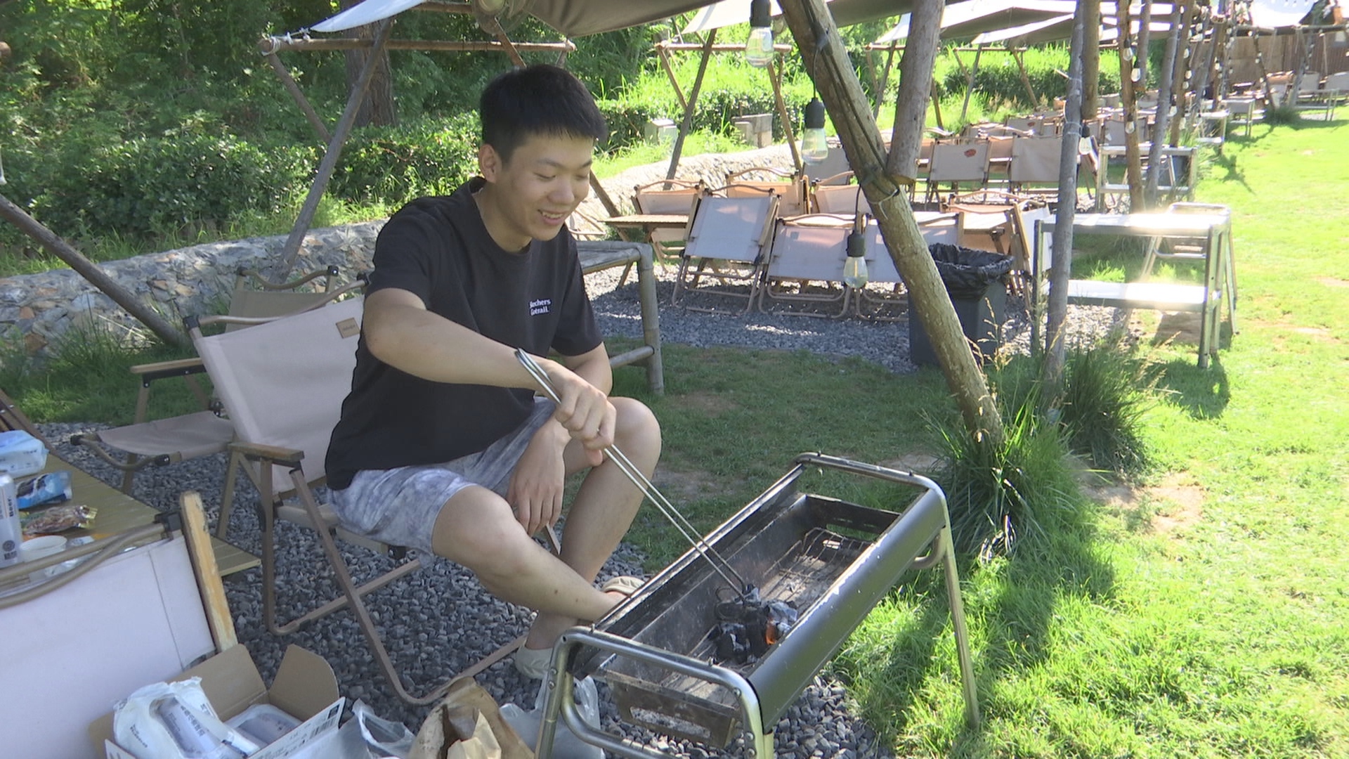 石家庄市鹿泉区:近郊微度假持续升温 露营新业态受青睐