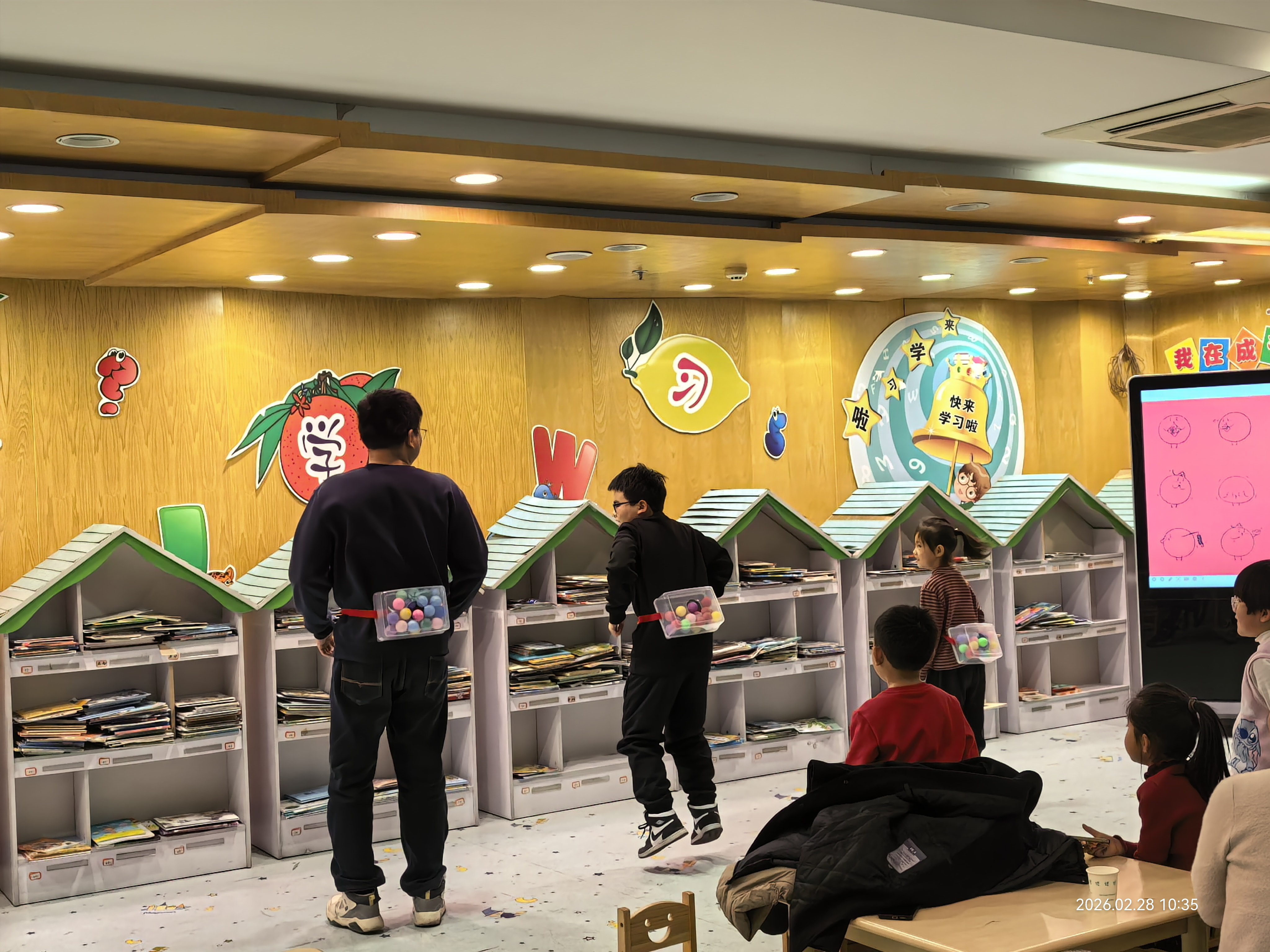 河北迁安:书香伴佳节 亲子闹元宵