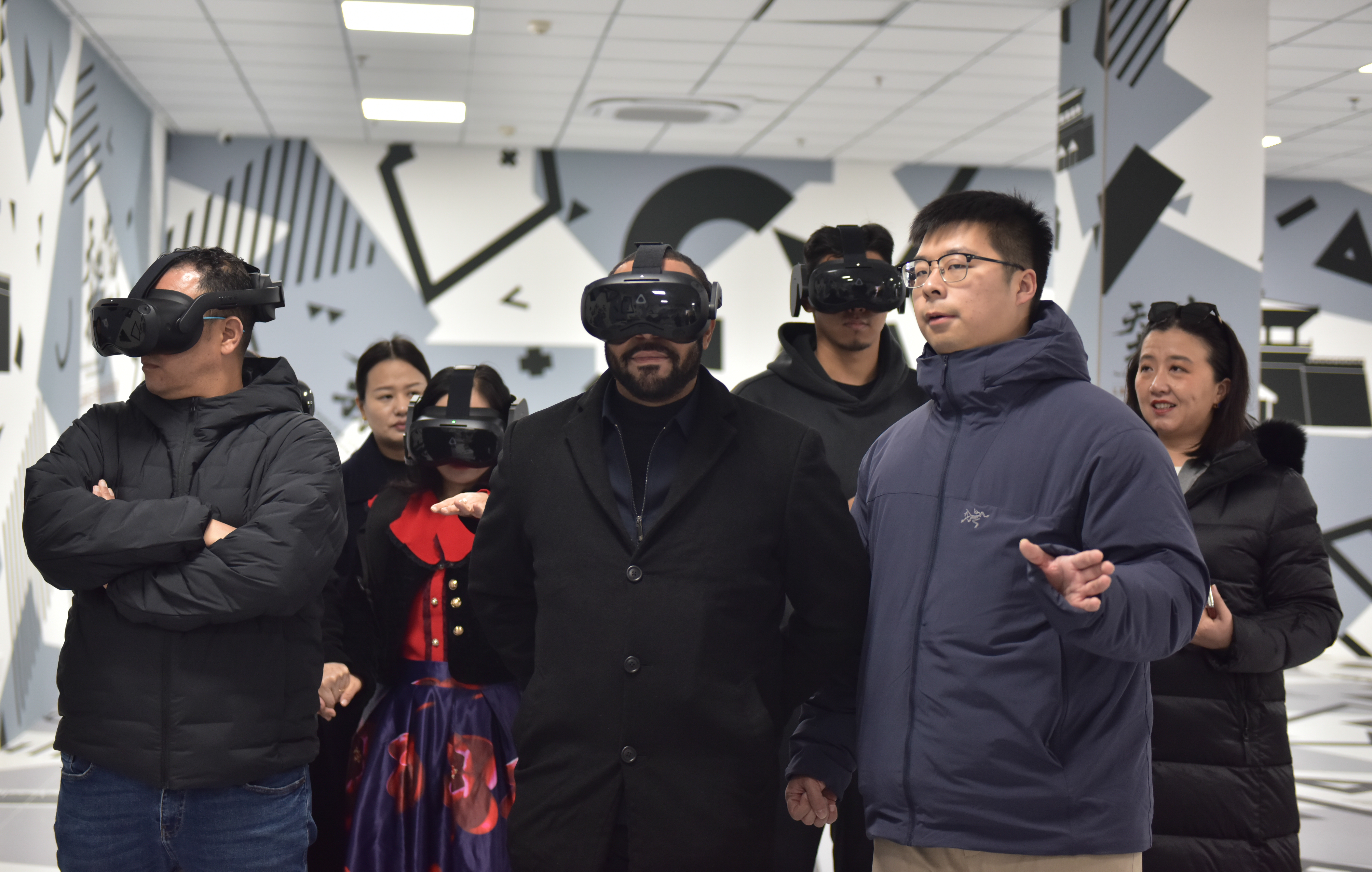 古今交響 文明互鑒 “機遇中國—2025年駐華外交官邯鄲行”書寫國際交流新篇章