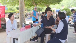 石家庄市鹿泉区：“巾帼家政进社区”公益便民活动走进西山社区