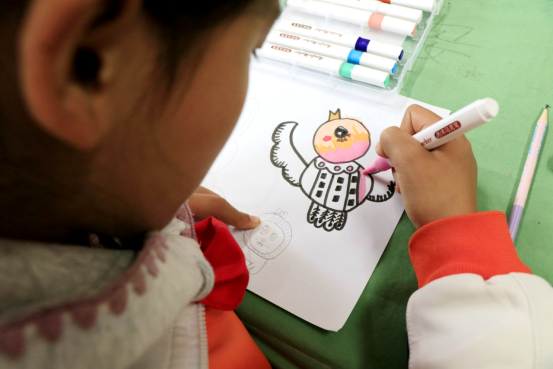 沧州运河区:文艺名家进校园 “春苗行动”润童心 null