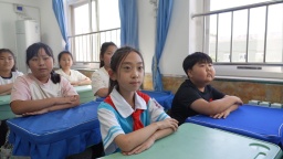 河北迁安：“开学第一课”让城市精神浸润童心