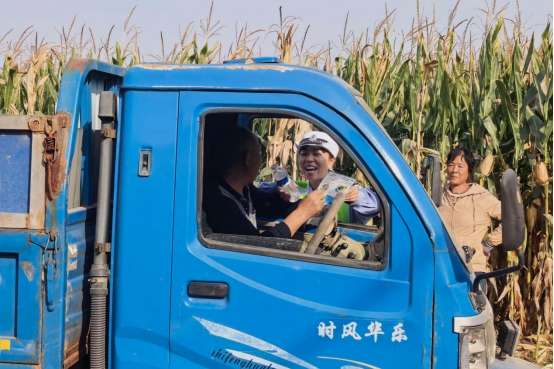 保定徐水:田間地頭話安全 護航秋收平安路