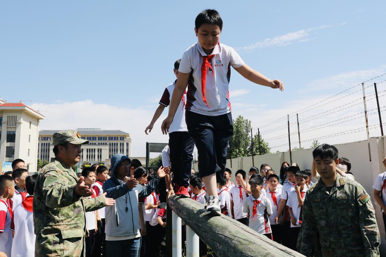 河北肃宁:沉浸式国防教育点亮少年强军梦想